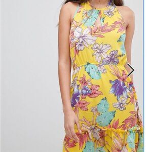NWT Pretty Little Thing Halter Dress, 4, Yellow Y2K. Frilly keyhole summer!
